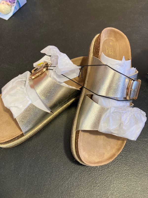 Photo 1 of 8 - Women's sandals 