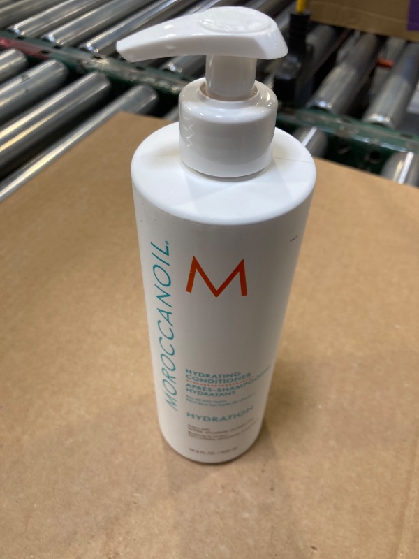 Photo 1 of Moroccanoil Hydrating Conditioner - 16.9oz
