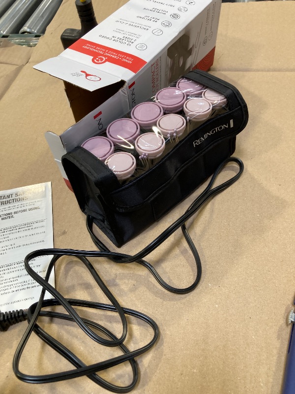 Photo 1 of Remington H1015 Compact Ceramic Worldwide Voltage Hair Setter and Rollers