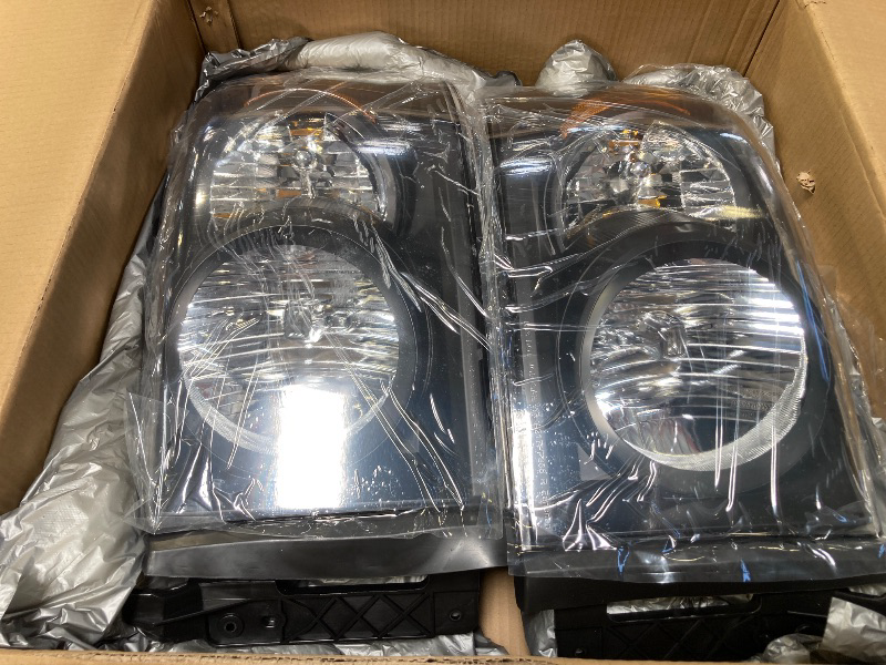Photo 1 of Headlights Compatible with 2006-2008 Dodge Ram 1500/2006-2009 Dodge Ram 2500 3500(Fits Models with Halogen Headlamps Only) Left Right Side Amber Reflector Black Housing