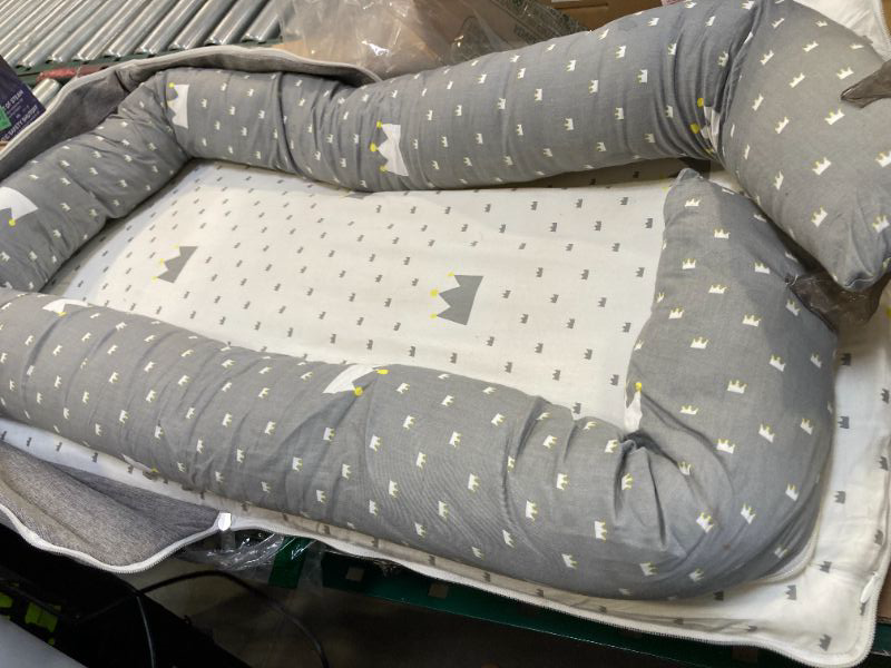 Photo 1 of EAQ Baby Lounger Portable Baby Nest Breathable & Soft 