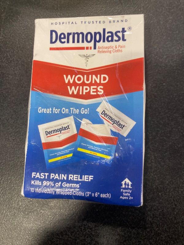 Photo 1 of Dermoplast Wound Wipes Medicated First Aid Cloths, Analgesic & Antiseptic Wipes for Treating Minor Cuts, Scrapes and Burns on The Go, Sting Free Formula, 9 Individual Cloths (Packaging May Vary)
Exp  05/2026