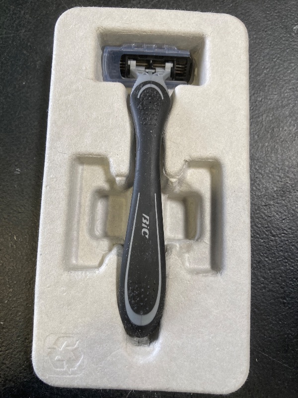 Photo 1 of Gillette Mach3 Razor for Men, 1 Razor Handle + 2 Blade Refills