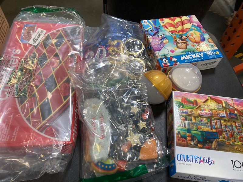 Photo 1 of BAG LOT. MISC. ITEMS
---FINAL SALE / NO RETURNS ---