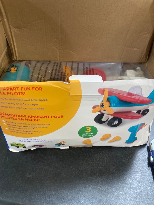 Photo 1 of Battat – Classic Construction Toy – Pretend Play Toys – Toddler Plane Playset – Dexterity Building Toy – 3 Years + – Take-Apart Airplane