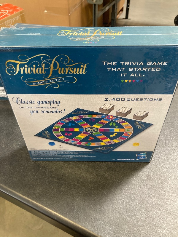 Photo 1 of Trivial Pursuit Game: Classic Edition