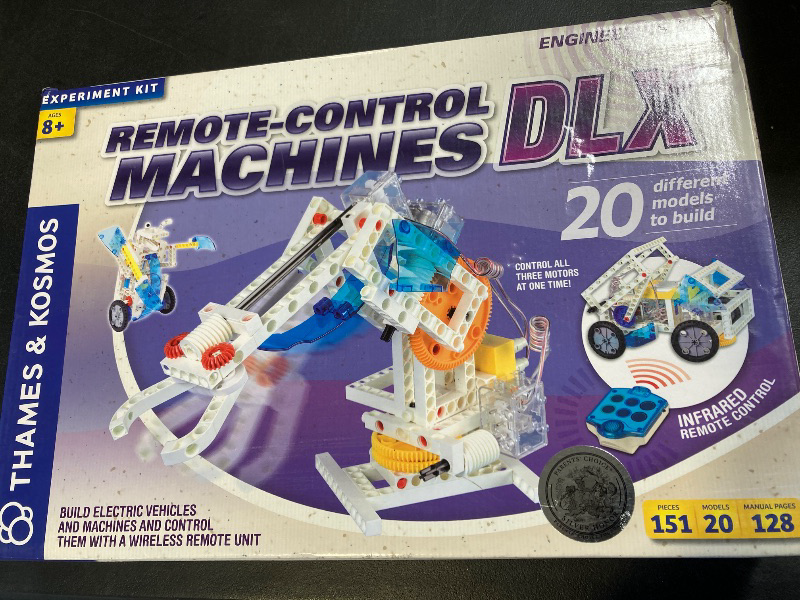 Photo 1 of Thames and Kosmos Remote-Control Machines DLX