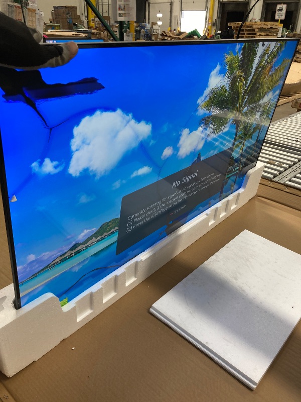 Photo 1 of LG 55-Inch Class UHD AI 4K UA77 Series Smart TV w/AI Sound Pro, HDR10, 4K Super Upscaling, Filmmaker Mode, Wow Orchestra, Compatible with Alexa (55UA7700PUB, 2025)