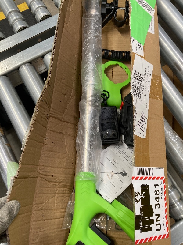 Photo 1 of ***SELLING AS PARTS ONLY*** TRIMMER (USED, SOME SCUFFS/SCRATCHES, BOX RIPPED/TORN EXACT STOCK PHOTO NOT AVAILABLE)***