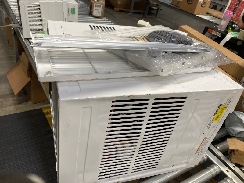 Photo 1 of **NO BOX/NO REMOTE/DAMAGED POWER PLUG/HAS DENTS**Ktaxon 18000 BTU Window Air Conditioner with Heat Window AC Unit & Heater Combo with APP & Voice Smart Control Timer Function & Easy Installation Ki