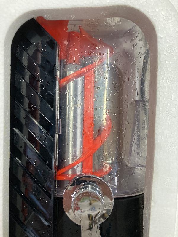 Photo 1 of ****VERY DIRTY  Slushie Machine with Self-Cleaning, 3 Preset Programs Slushie Maker, 88oz ProfeSmoothie, and more