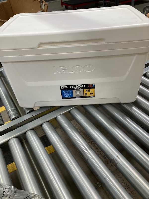 Photo 1 of **NOT IN ORIGINAL PACKAGE**Igloo 48 QT Laguna Hard Sided Ice Chest Cooler White EST PRICE 24.98