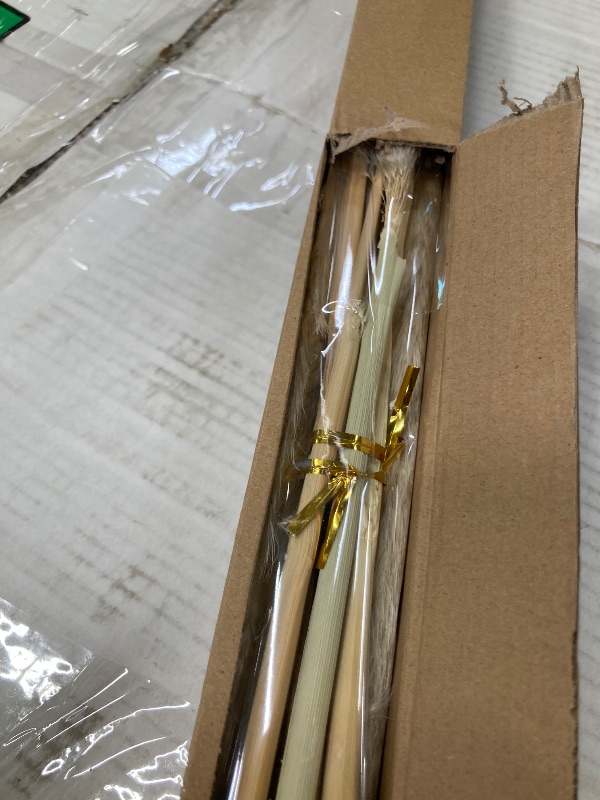 Photo 1 of 40" inch 10 Stems Natural Pampas Grass Decor Tall, pompas Grass, Tall Pampas Grass for Wedding, Party, Farmhouse, Boho Home Decor