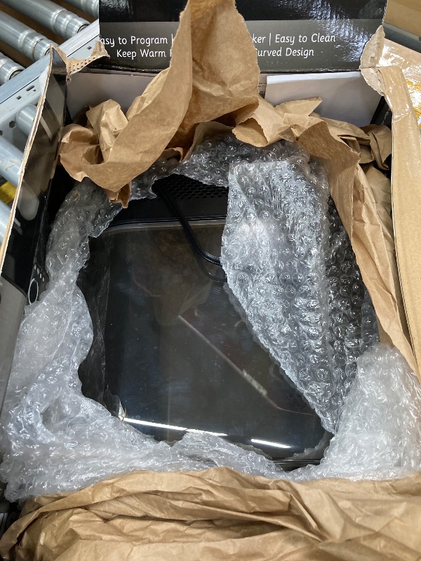 Photo 1 of **NOT IN ORIGINAL PACKAGING**Dreo Smart Humidifier for Large Room, 6L Top Fill Supersized Cool Mist Humidifiers for Bedroom, 60 Hour Runtime, Quiet Ultrasonic Air Humidifier for Plants, Baby, Home, Office, Night Light, Black