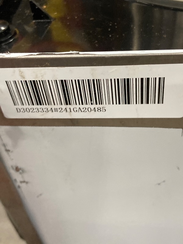 Photo 1 of ***(SELLING AS PARTS ONLY-BROKEN)***SCUFF/SCRATCHES, DIRTY, DENTS, VINYL PEELING, BOX RIPPED/TORN)***  VEVOR Commercial Beverage Dispenser,9.6 Gal,12L 3 Tanks Ice Tea Drink Machine,620W 304 Stainless Steel Juice Dispenser with 41?-53.6? Thermostat Control