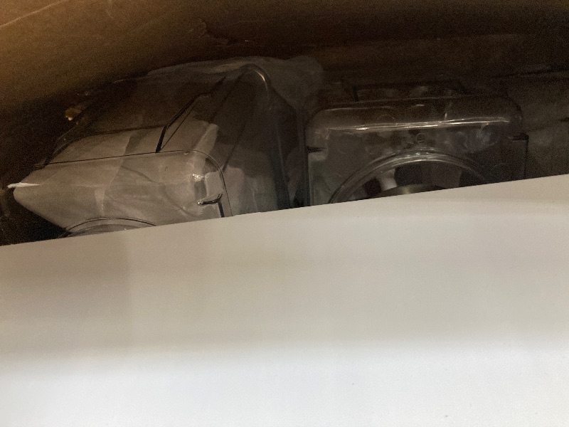 Photo 1 of ***(SELLING AS PARTS ONLY-BROKEN)***SCUFF/SCRATCHES, DIRTY, DENTS, VINYL PEELING, BOX RIPPED/TORN)***  VEVOR Commercial Beverage Dispenser,9.6 Gal,12L 3 Tanks Ice Tea Drink Machine,620W 304 Stainless Steel Juice Dispenser with 41?-53.6? Thermostat Control