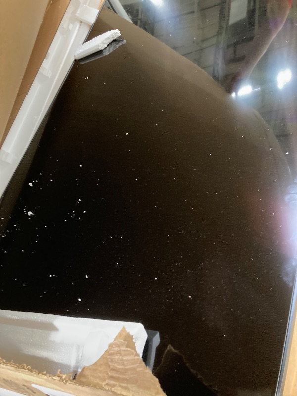 Photo 1 of ***** IT DOESN'T WORK JUST FOR SPARE PARTS***TCL 65-Inch Class S5 UHD 4K LED Smart TV with Fire TV (65S551F