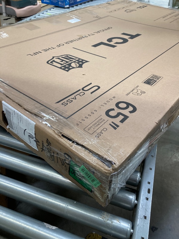 Photo 1 of ***** IT DOESN'T WORK JUST FOR SPARE PARTS***TCL 65-Inch Class S5 UHD 4K LED Smart TV with Fire TV (65S551F