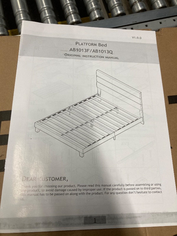 Photo 1 of "THE ART OF LIVING" METAL PLATFORM BED - QUEEN SIZE 