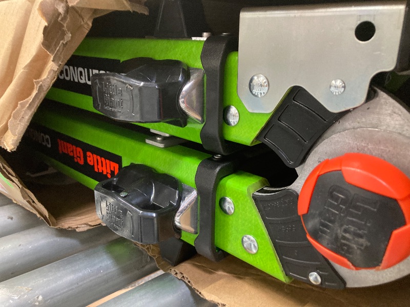 Photo 1 of Little Giant Ladders Systems Conquest 2.0, M22, 22ft, Multi-Position Ladder, Fiberglass, Type 1A, 300 lbs Weight Rating, (17122-001), Green