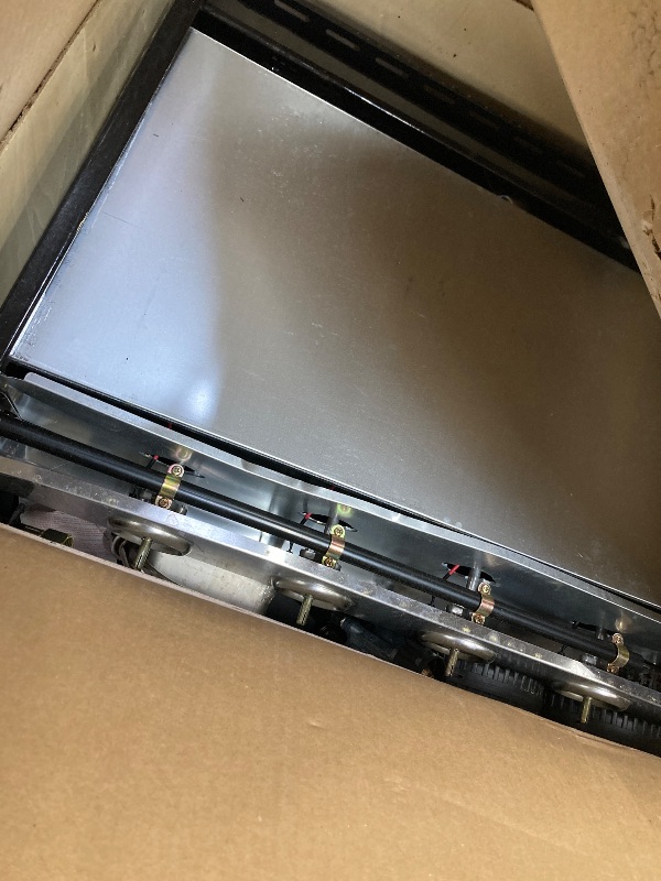 Photo 1 of ***PARTS ONLY***
Zevemomo 4 Burner Propane Grill with Built-in Thermometer, Durable Lid, Wheels, Foldable Side Tables, Stainless Steel Grilling Pan, 49,200 BTU Gas Grill for Patio, Garden Barbecues