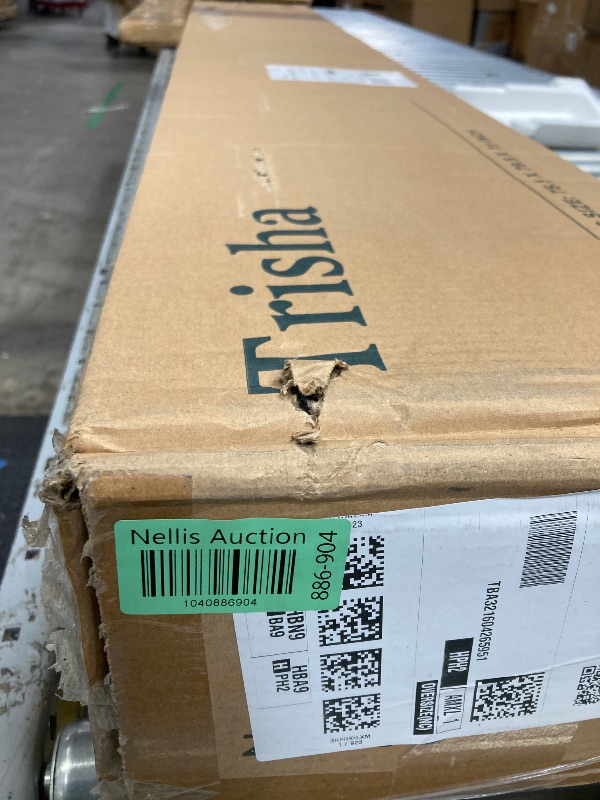 Photo 1 of ZINUS Platforma Metal Bed Frame, King