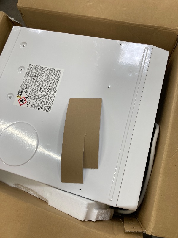Photo 1 of ***PARTS ONLY***
Midea 14,000 BTU Smart Inverter Window Air Conditioner with APP, Alexa Control, 115V AC Unit Cools up to 700 Sq. Ft, Quiet Operation, Energy Saving, Remote & Easy Installation Kit, White