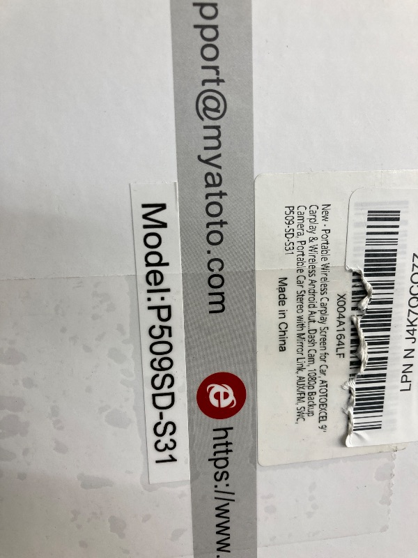 Photo 1 of ***missing parts, different screen in box*** ATOTOEXCEL Wireless Portable CarPlay Screen for Car, 9'' Wireless CarPlay & Android Auto Touch Screen, with Dash Cam, 1080p Backup Camera, Mirror Link, AUX/FM, SWC, P509-SD-S31