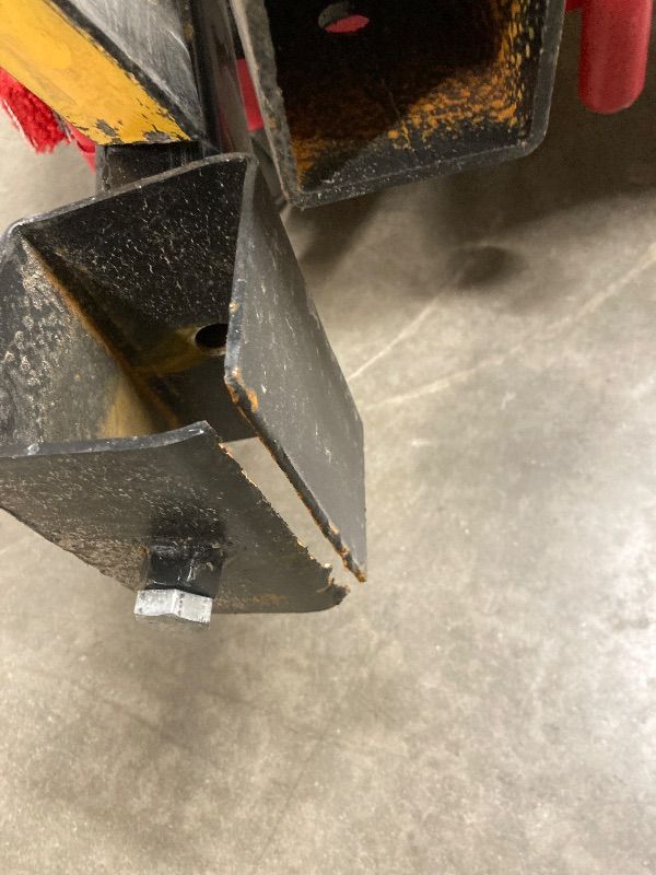 Photo 1 of ****DAMAGED -SELLING AS PARTS ONLY*** 1500 LBS Capacity 3 Point Hitch Pallet Fork for Category 1 Tractors - Heavy Duty Adjustable Pallet Fork Attachments for Material Handling