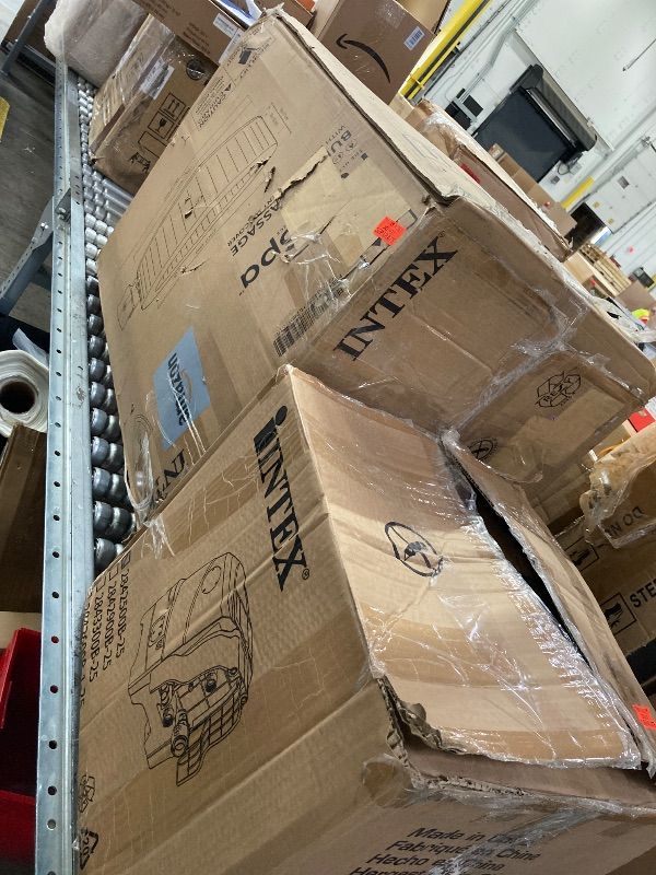 View 4 of ***MISSING PARTS-ONLY/2 BOXES**** INTEX 28425EH PureSpa Bubble Massage Spa Set Outdoor Inflatable Portable Hot Tub, Includes Energy Efficient Spa Cover, Saltwater System Ready, 4 Person, 77in x 28in