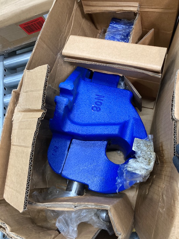 Photo 1 of *HEAVY* IRWIN Tools Mechanics Vise, T6, 6-Inch, Grey