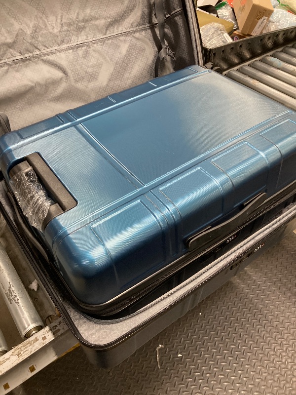 Photo 1 of *Similar Item* Luggage 3 Piece Set Suitcase Spinner, ABS+PC Hardshell Lightweight, Blue