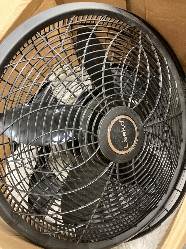 Photo 1 of ***(PARTS ONLY-SELLING AS PARTS ONLY)*** 
Lasko Oscillating Cyclone Pedestal Fan