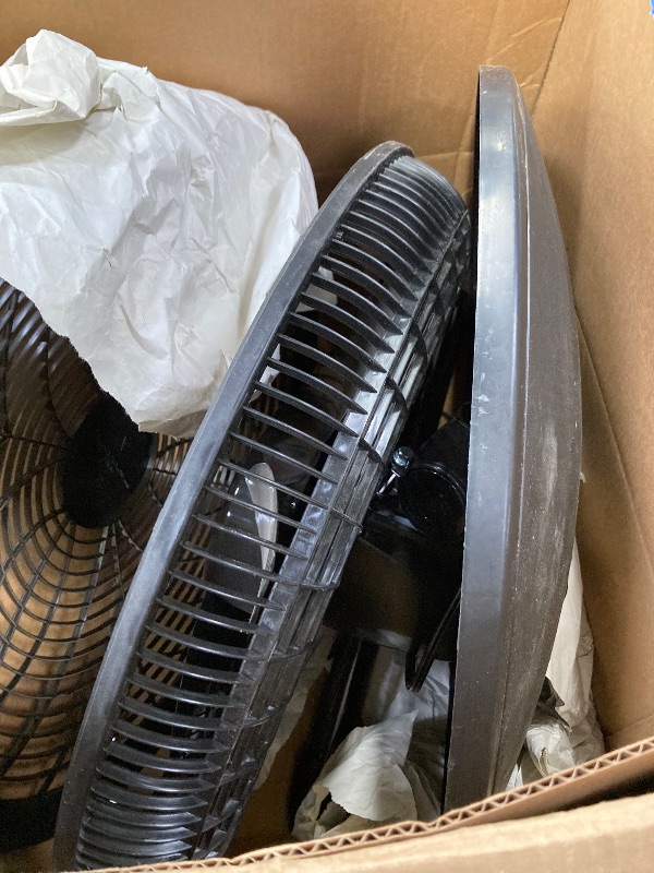 Photo 1 of ***(PARTS ONLY-SELLING AS PARTS ONLY)*** 
Lasko Oscillating Cyclone Pedestal Fan