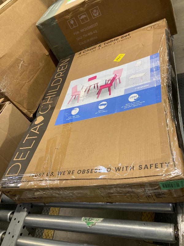 Photo 1 of *FACTORY SEALED* Delta Children Kids Chair Set and Table (4 Chairs Included), White/Pink