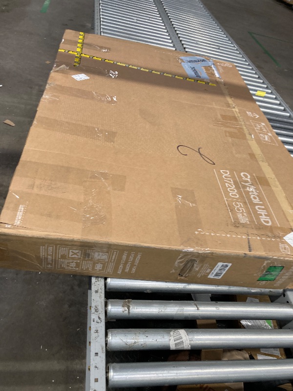 Photo 1 of **PARTS ONLY** SAMSUNG 55-Inch Class Crystal UHD 4K DU7200 Series HDR Smart TV w/Object Tracking Sound Lite, PurColor, Motion Xcelerator, Mega Contrast, Q-Symphony (UN55DU7200, 2024 Model)