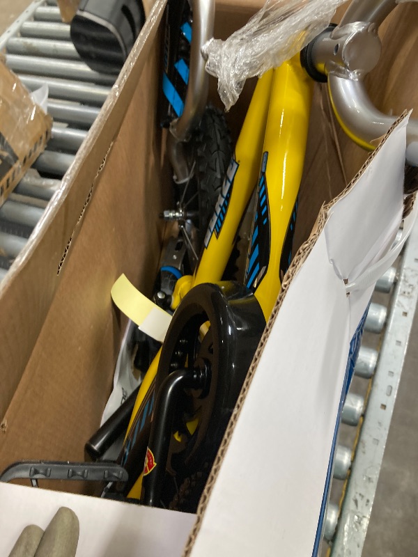 Photo 1 of 12" Ozone  BIKE FOR KIDS WITH TRAINING WHEELS