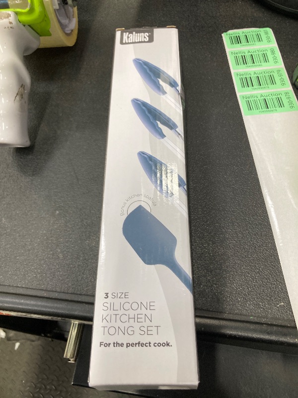 Photo 1 of 3 Size Silicone Kitchen Tong Set 