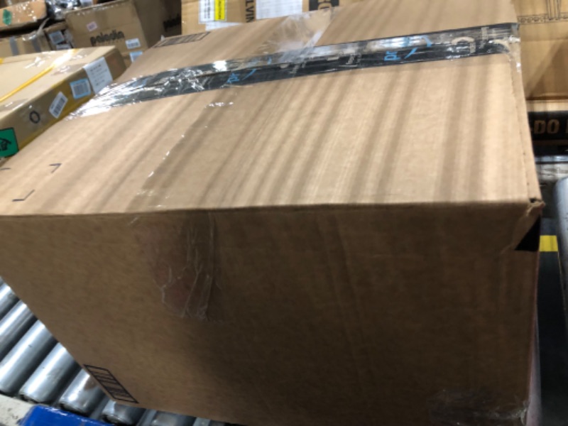 Photo 1 of ***** BUNDLE BOX OF ITEMS - FINAL SALE - NO RETURNS *******

