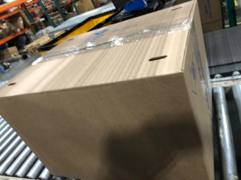 Photo 1 of ***** BUNDLE BOX OF ITEMS - FINAL SALE - NO RETURNS *******

