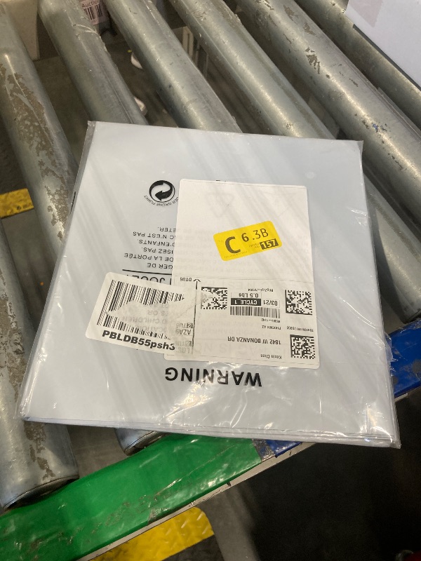 Photo 1 of 19.6 X 24 Inches White Poly Mailers,Large Self-Sealing Shipping Envelopes Plastic Packaging Bags 6 Pcs