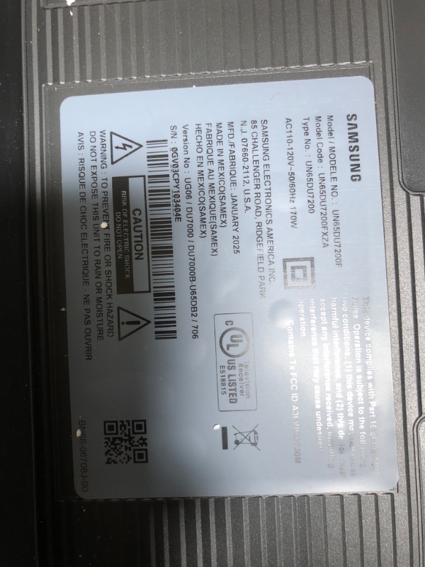 Photo 1 of ***PARTS ONLY***SAMSUNG 65-Inch Class Crystal UHD 4K DU7200 Series HDR Smart TV w/Object Tracking Sound Lite, PurColor, Motion Xcelerator, Mega Contrast, Q-Symphony (UN65DU7200, 2024 Model)
