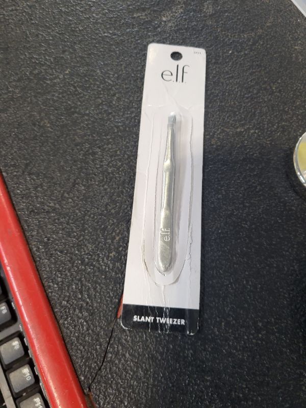 Photo 1 of Elf 1711 Perfect Tweezer Size 1 Ea Elf Essential Perfect Tweezer 1711