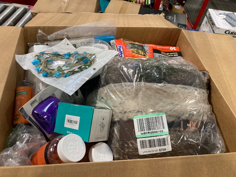 Photo 1 of ***BUNDLED BAG OF  ***
***AS IS / NO RETURNS -  FINAL SALE***
