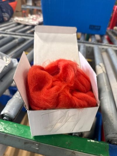 Photo 1 of 3.53oz Pure Wool Roving Needle Felting Wool Chunky Yarn for Needle & Wet Felting, Spinning, DIY Hand Spinning (Dark red)