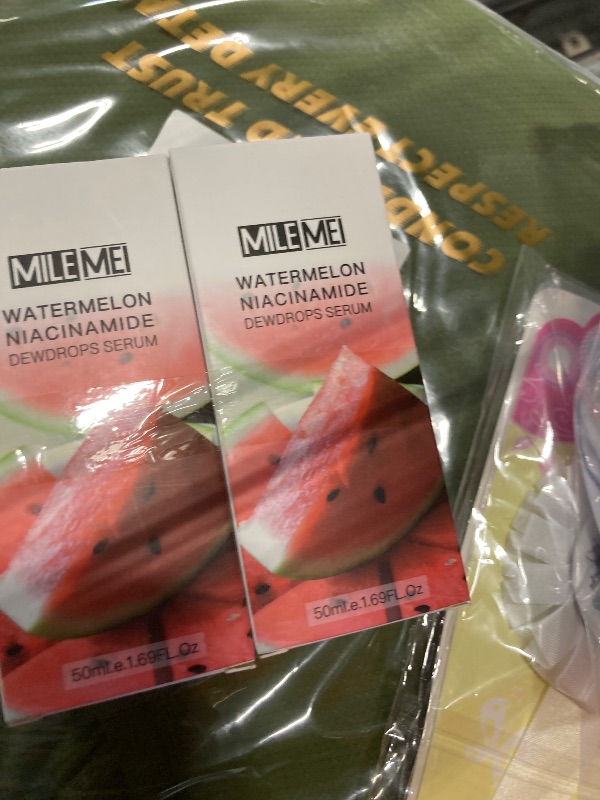 Photo 1 of 2 Pcs Essence Glow Serum Primer Watermelon?Niacinamide Hyaluronic Acid Moisturize Serum.