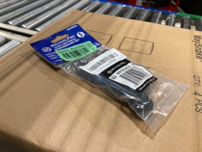 Photo 1 of MichaelPro 5-Piece Ultra Low Profile Offset Screwdriver Set, Slim Profile Angled Screwdrivers, Star Driver | T20, T25, T27, T30, T40 | MP002029