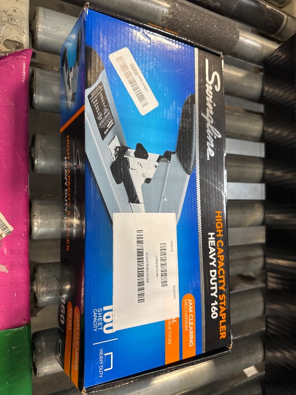 Photo 1 of Acco - Swingline Heavy-Duty Stapler Stapler,Hvydty,Gy/Bk 41083 