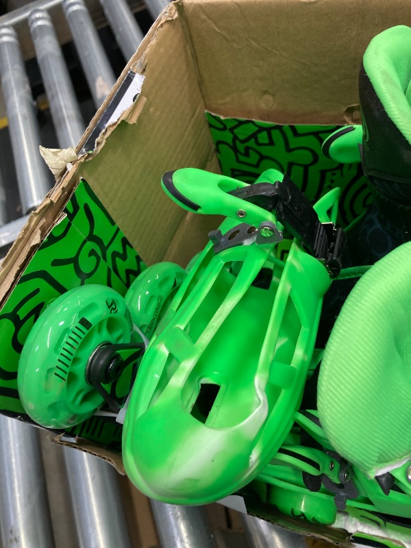 Photo 1 of ****USED******Bvivok Roller Skates for Boys Adjustable 4 Sizes with Light up Wheels Black M:2.5-6.5
