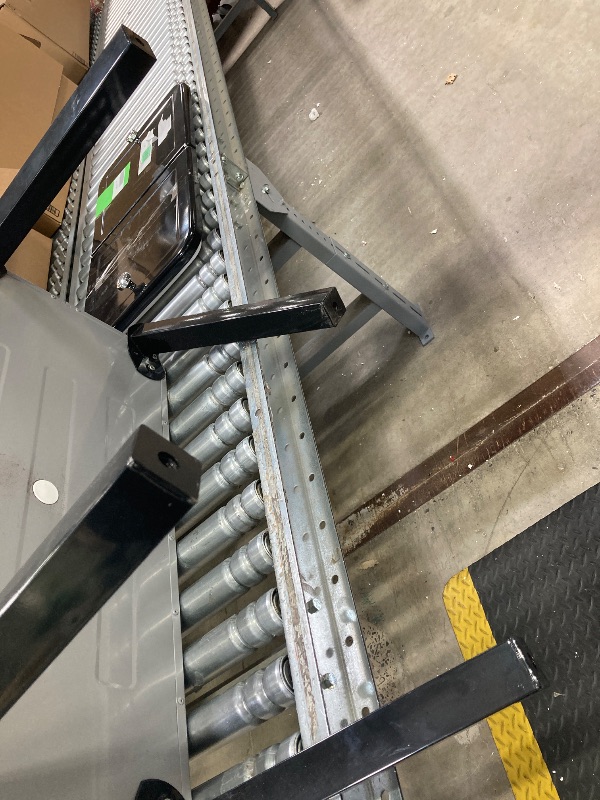 Photo 1 of **This item has some missing hardware for the legs to stand properly up; the legs are bent inwards but can be restored with a little maintenance. Also this item currently does not have wheels attached. Please see pictures below**

Ktaxon 80 Qt Rolling Ice